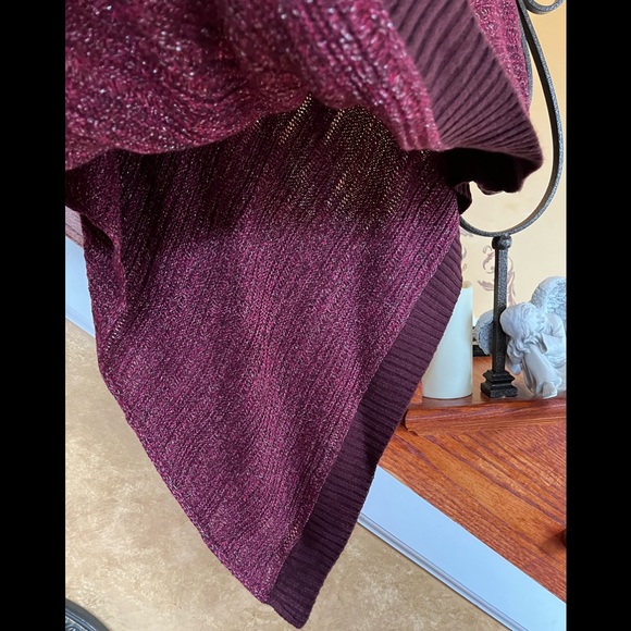 Chico’s Metallic Knit Triangle Poncho In Poppin Wine Berry - Picture 6 of 11